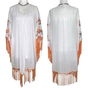 Fringe Kimono Floral Boho Festival Embroidered White Orange Flowers Medium Cato